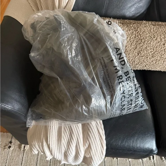 Elegant Strapless Olive Dress - Picture 10 of 10